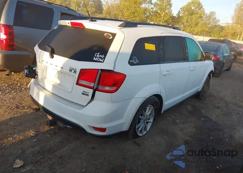 2015 Dodge Journey Sxt z USA, uszkodzony, nr VIN 3C4PDCBG5FT542429